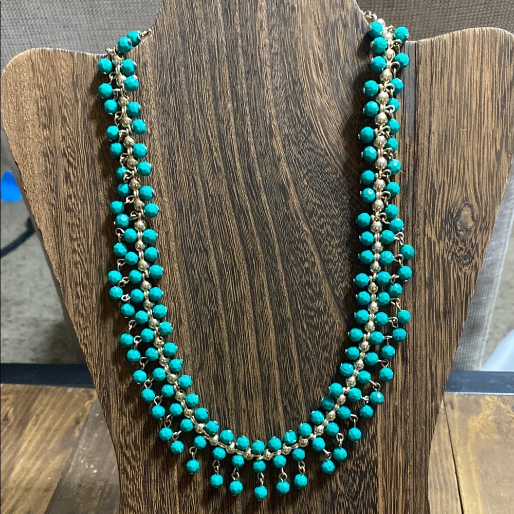 Elegant Gold and Turquoise Necklace with Double Row Design